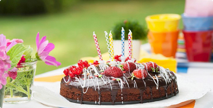 1 Geburtstagskuchen
 ALDI SÜD Rezept Geburtstagskuchen mit Erdbeeren