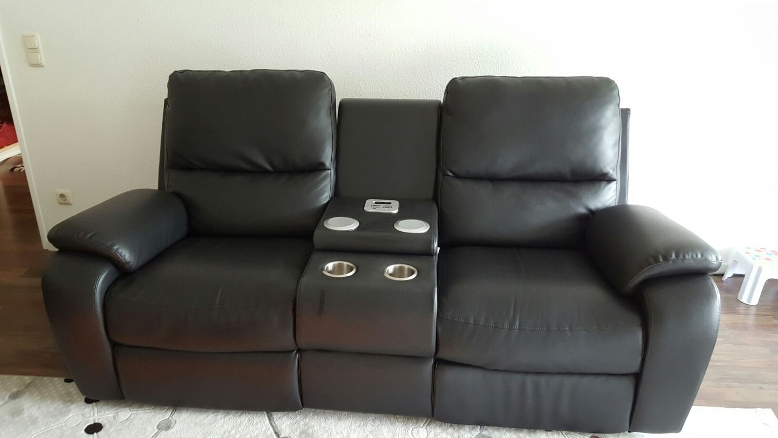 2 Sitzer Sofa
 Gebraucht 2 Sitzer City Sofa mit Relaxfunktion in