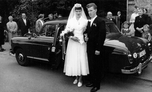 50Er Jahre Hochzeit
 Hochzeit Ponton 50er Jahre