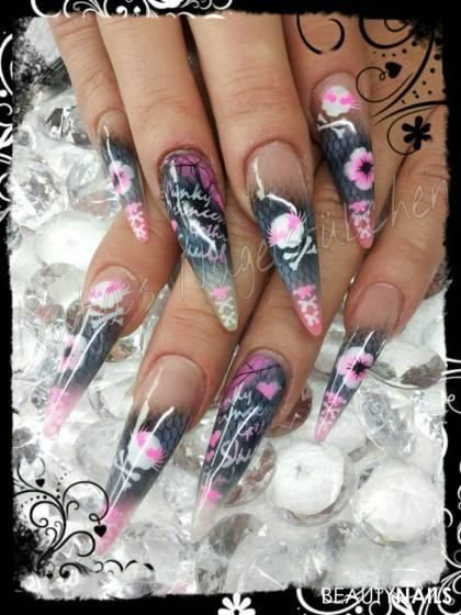 Airbrush Nageldesign
 Skull Airbrush Stiletto Nails Pinterest