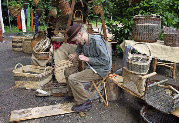 Altes Handwerk
 Staufen Staufener Kunsthandwerkermarkt Ein Markt mit