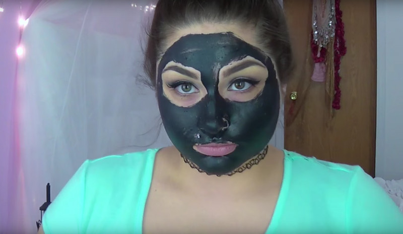 Anti Mitesser Maske Diy
 DIY schwarze Anti Pickel Maske für reine Haut im