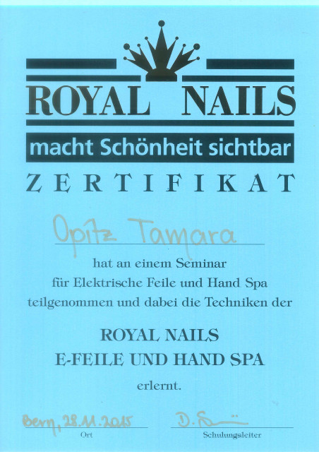 Ausbildung Maniküre
 Zeugnisse Nagelstudio Opitz