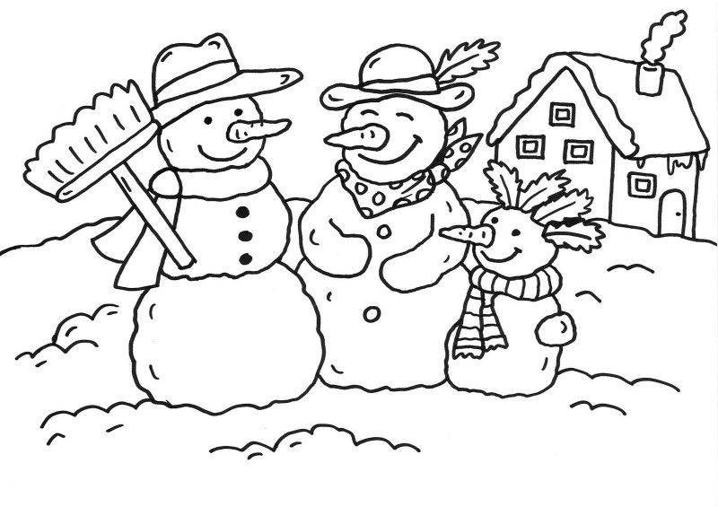 Ausmalbilder Schneemann
 Kostenlose Malvorlage Schneemänner Schneemann Familie