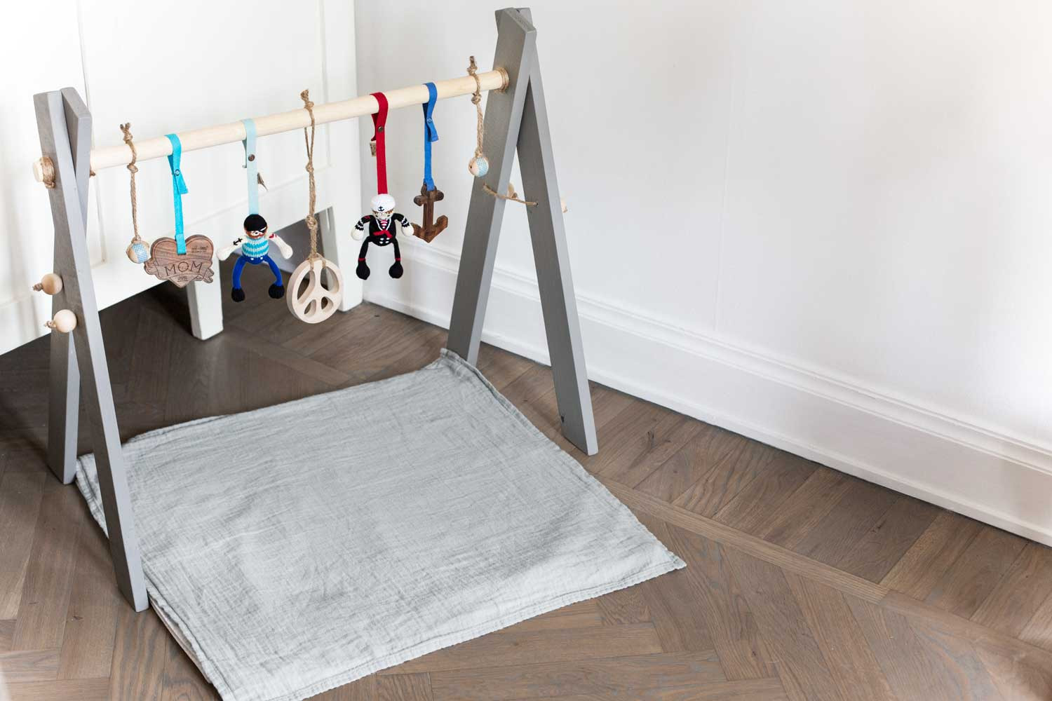 Baby Gym Diy
 Make it last — DIY baby gym