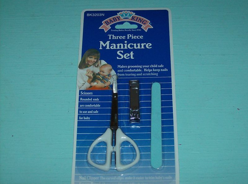 Baby Maniküre Set
 Three Piece Manicure Set For Baby