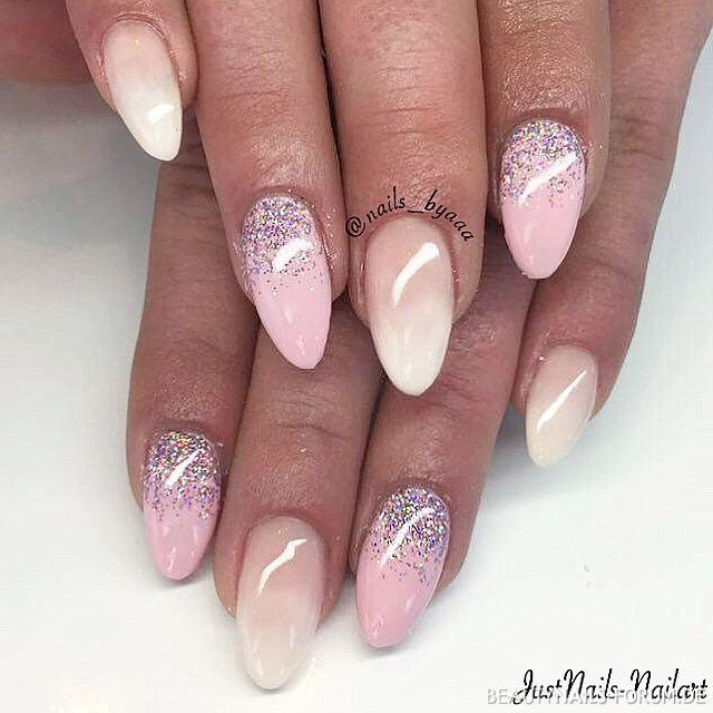 Babyboomer Nageldesign
 Rosa Babyboomer Nageldesign