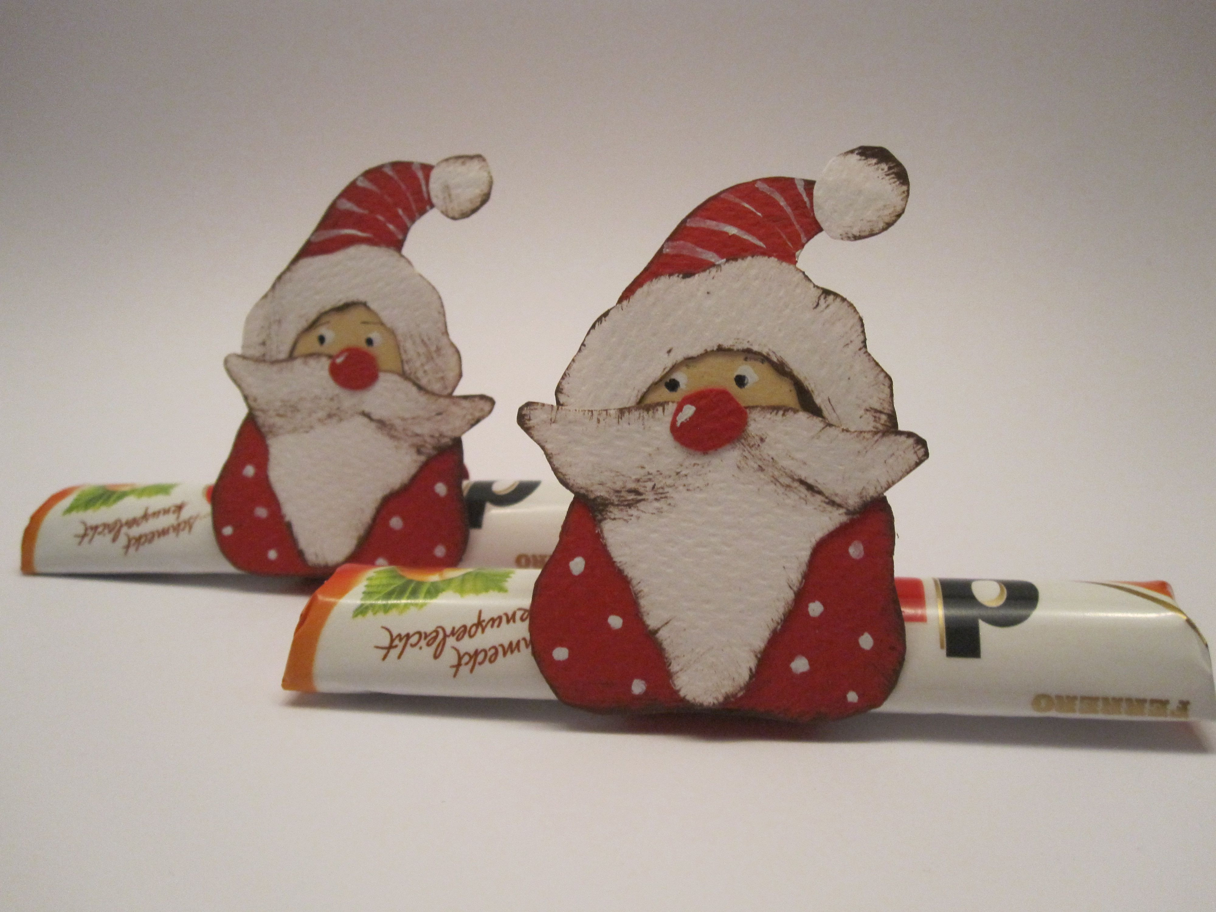 Bastelideen Weihnachten Geschenke
 Einen Weihnachtsmann als Geschenk aus Papier basteln