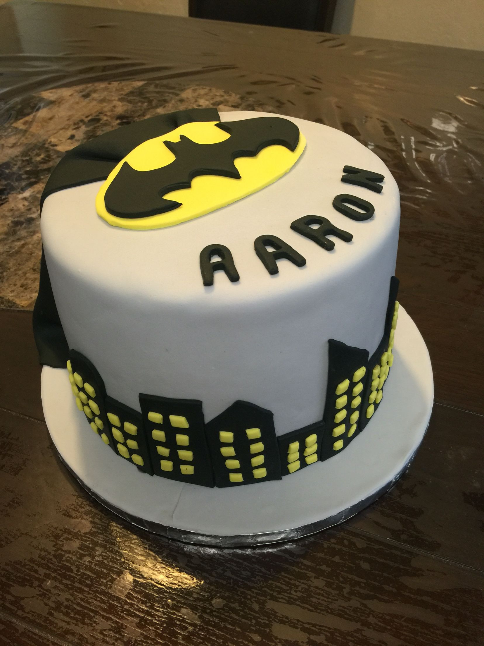 Batman Kuchen
 Batman cake geburtstagskuchen