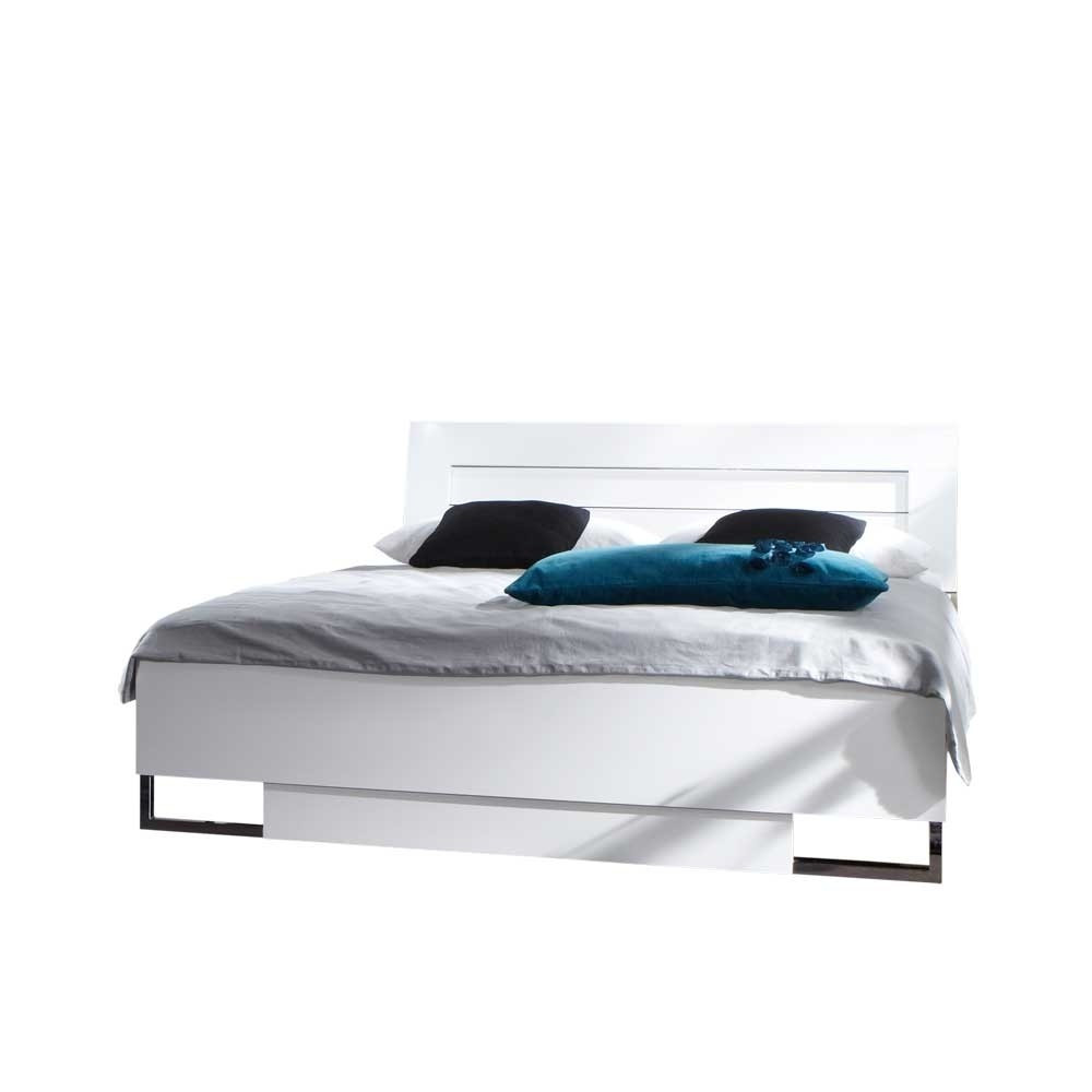Bett 160x200 Weiß
 Schönes Bett Amunele in Weiß 160x200