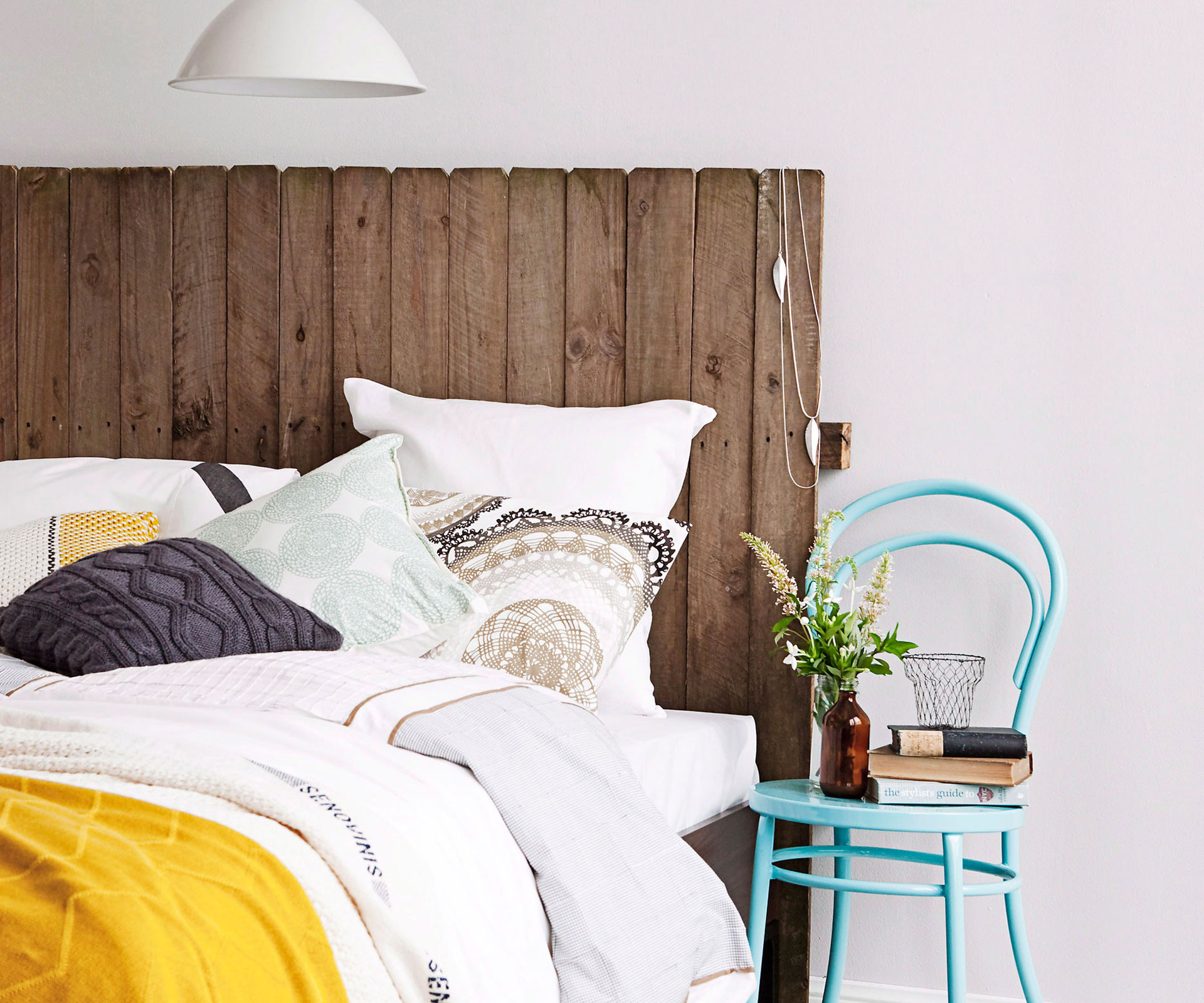 Betthaupt Diy
 6 alternative DIY headboards to try