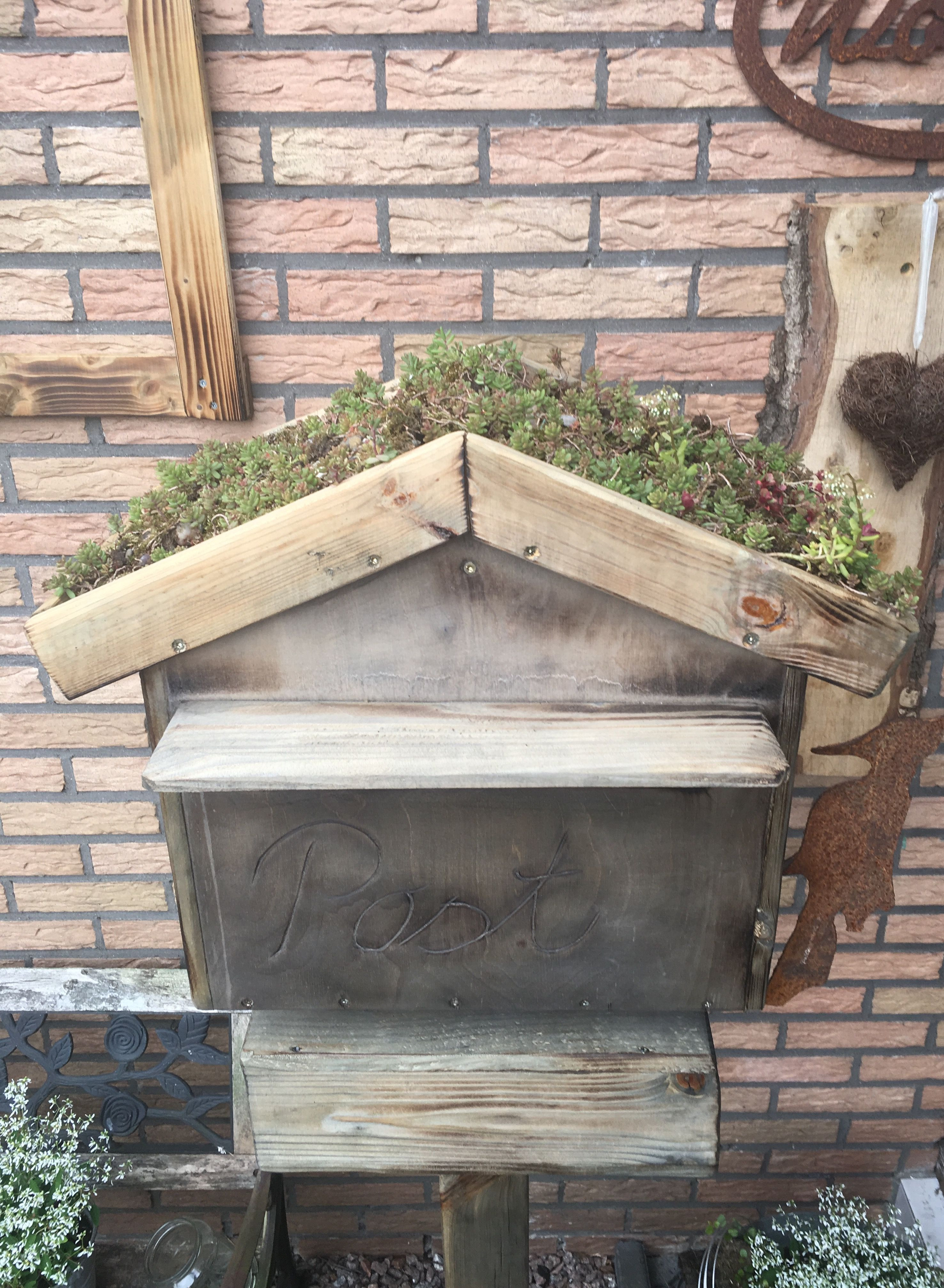 Briefkasten Diy
 Briefkasten Holz rustikal diy Garten in 2019