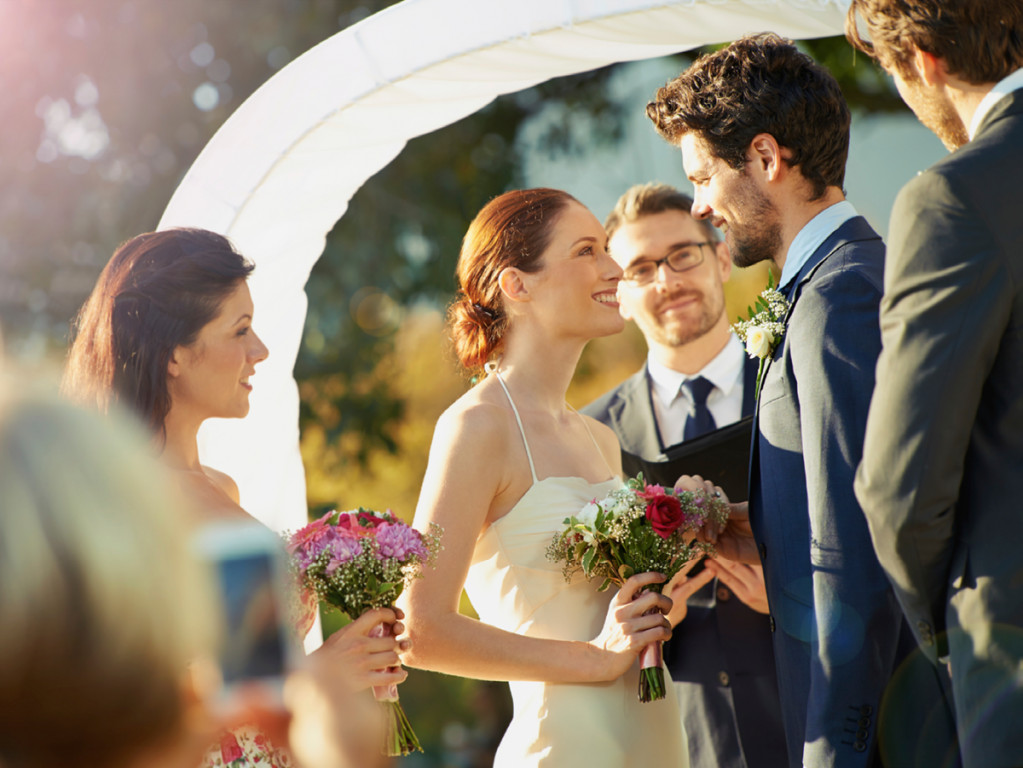 Budget Hochzeit
 Sektempfang zur Hochzeit So läuft alles glatt