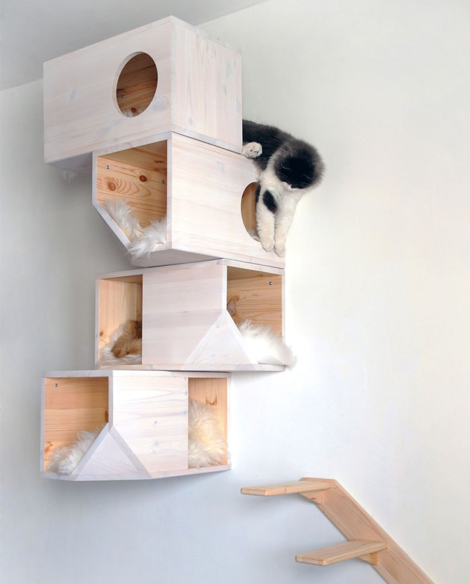 Cat Tree Diy
 The Evolution of a Homemade Cat Tower