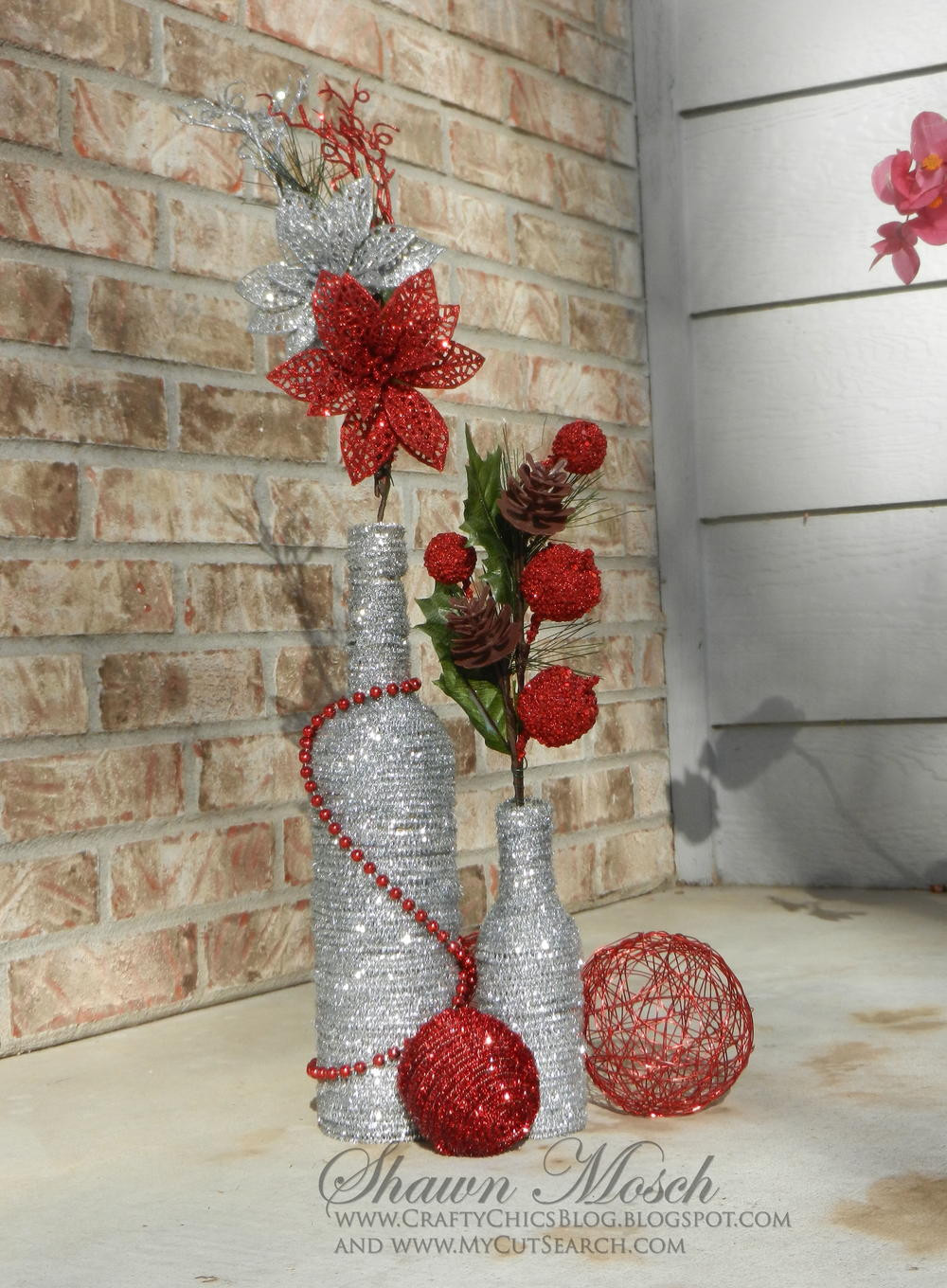 Christmas Decorations Diy
 Wine Bottle DIY Christmas Decor