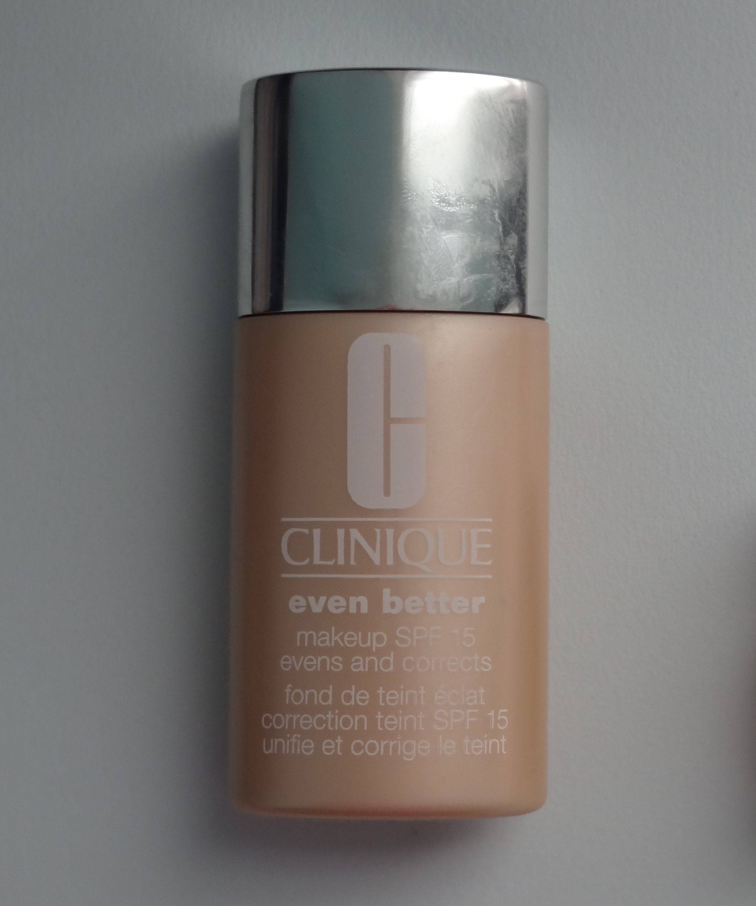 Clinique Even Better
 Clinique Even Better Makeup SPF 15 Fairytales and Coffee