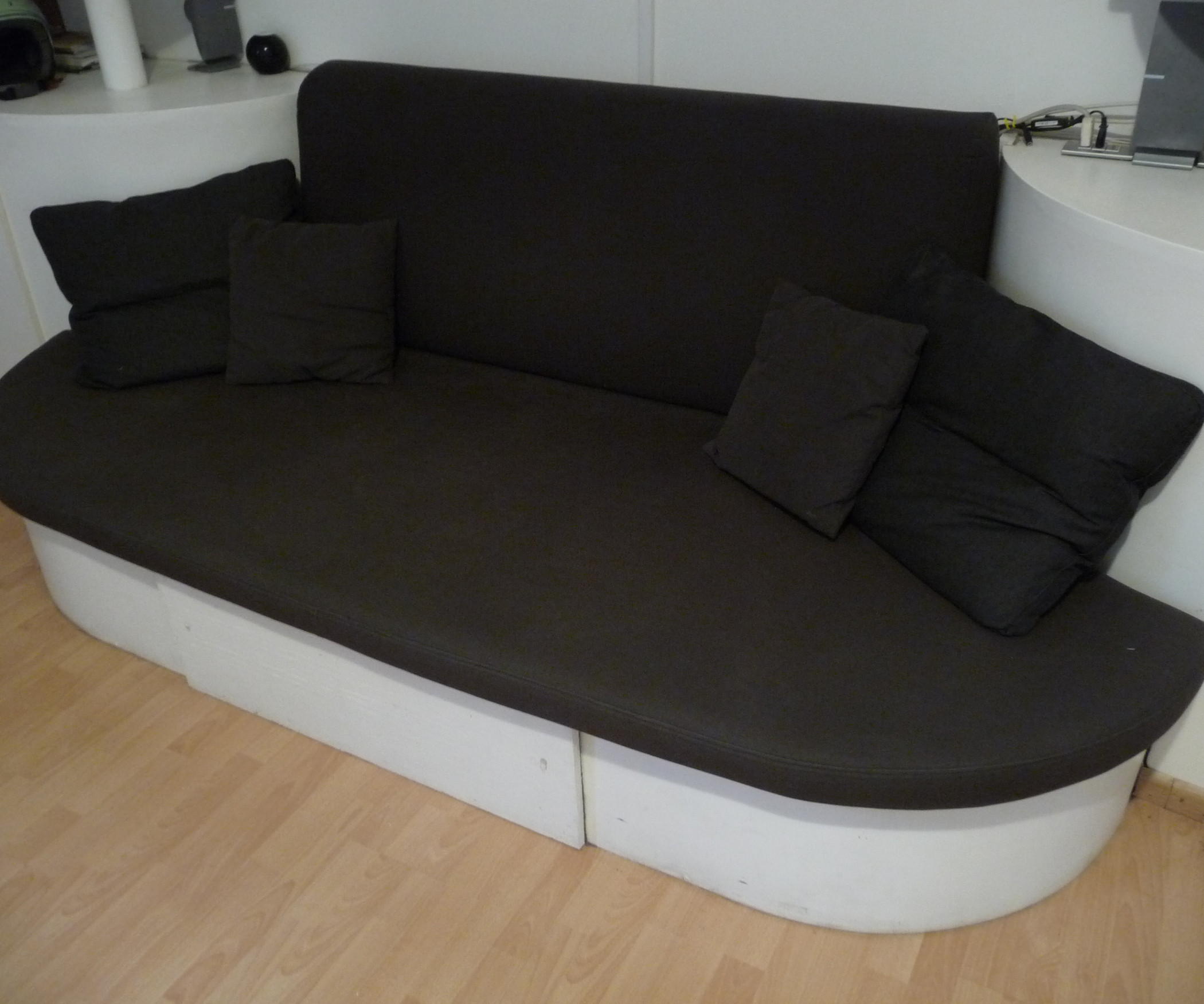 Couch Diy
 DIY Stylish Sofa bed 7 Steps with