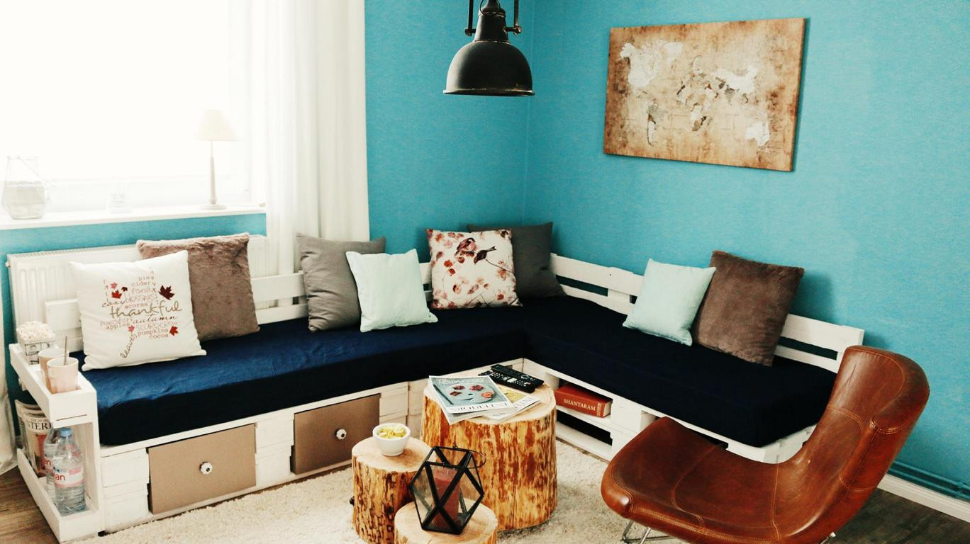 Couch Paletten
 Sofa aus Europaletten selber bauen & Shop Palettensofa DIY
