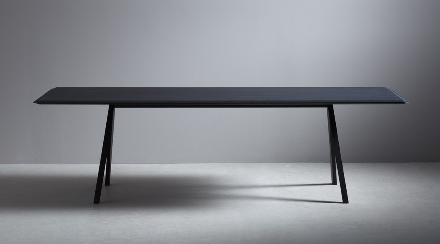 Designer Tisch
 Designer Tisch GENTLE von Böwer bei HolzDesignPur