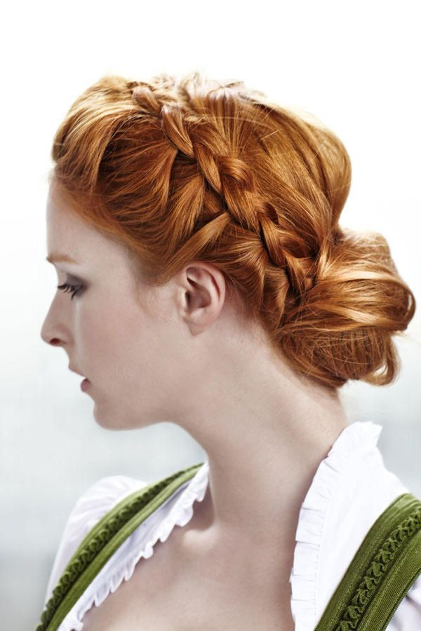 Dirndl Frisuren Mittellange Haare
 Pin von Erika Moyses Hafner auf Dirndl Frisur