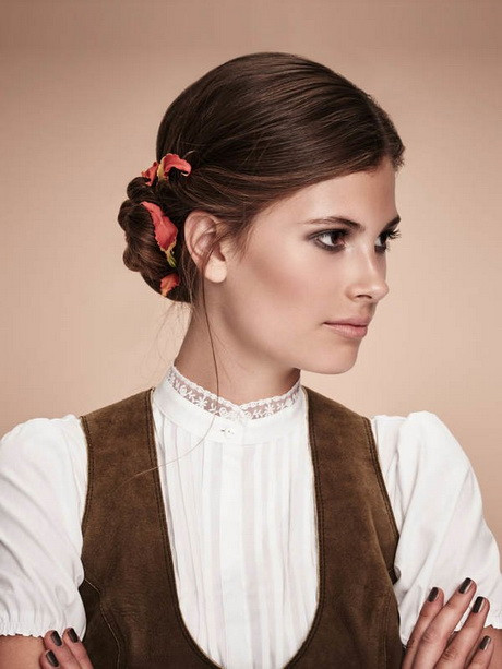 Dirndl Frisuren Mittellange Haare
 Oktoberfest frisuren mittellange haare