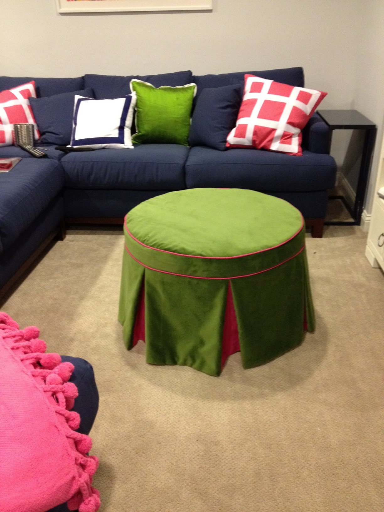 Diy Blogger
 DIY Round Ottoman Effortless Style Blog