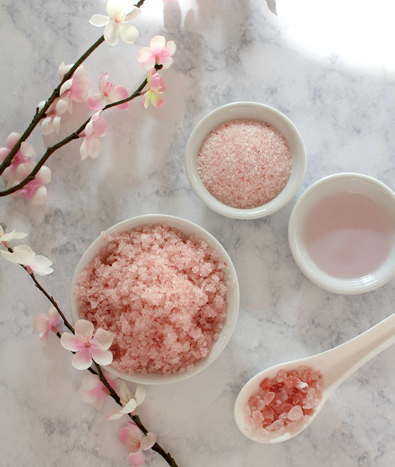 Diy Body Scrub
 Coconut Rose Body Scrub DIY Lulus Fashion Blog