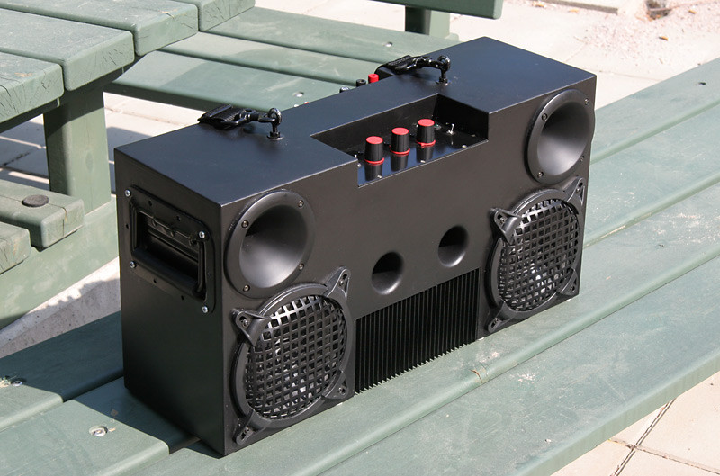 Diy Boombox
 Supaghettoblaster a DIY BoomBox