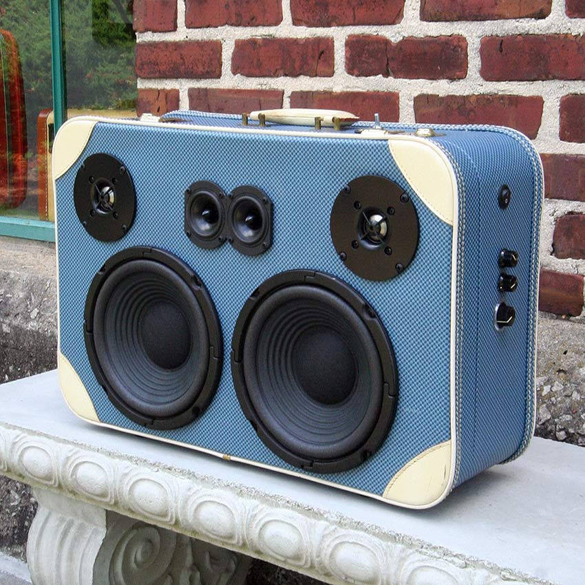 Diy Boombox
 Vintage Suitcase Boombox Gift Ideas