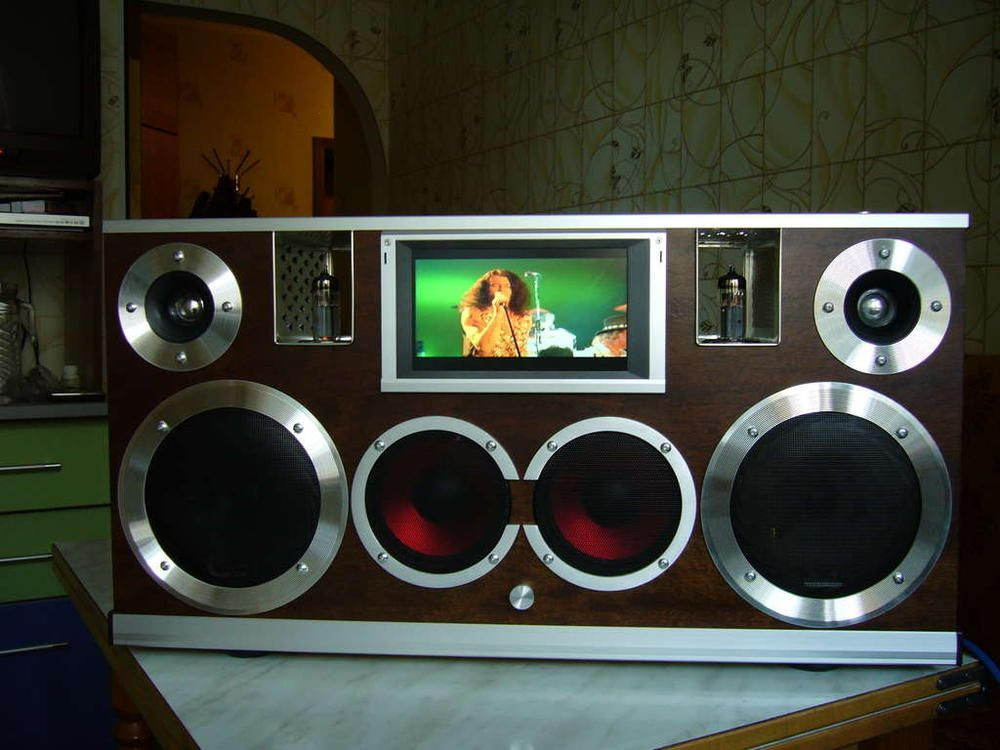 Diy Boombox
 Home Brew DIY Boombox Boombox Pinterest