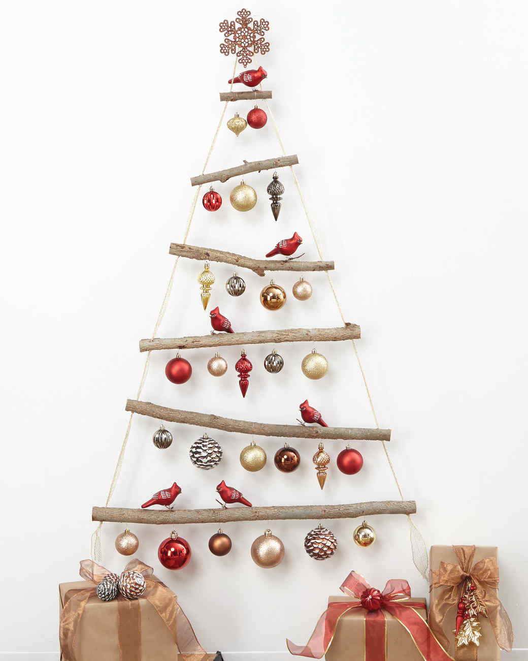 Diy Christmas Tree
 DIY Christmas Tree How to Make the Ornaments the