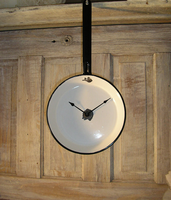 Diy Clock
 LilacsNDreams DIY Handmade Repurposed Recycled Wall Clocks