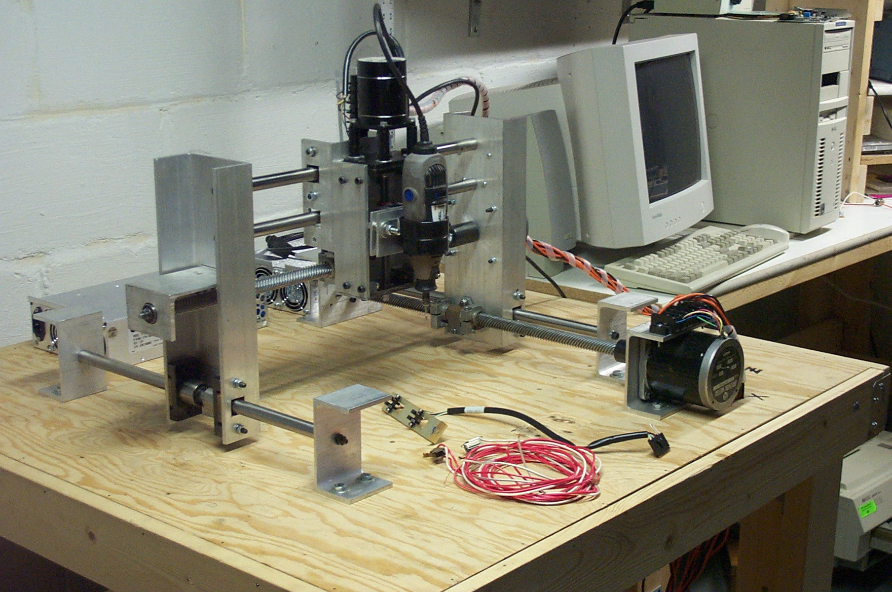 Diy Cnc
 Aaron Bowser’s CNC Machine Hacked Gad s – DIY Tech Blog