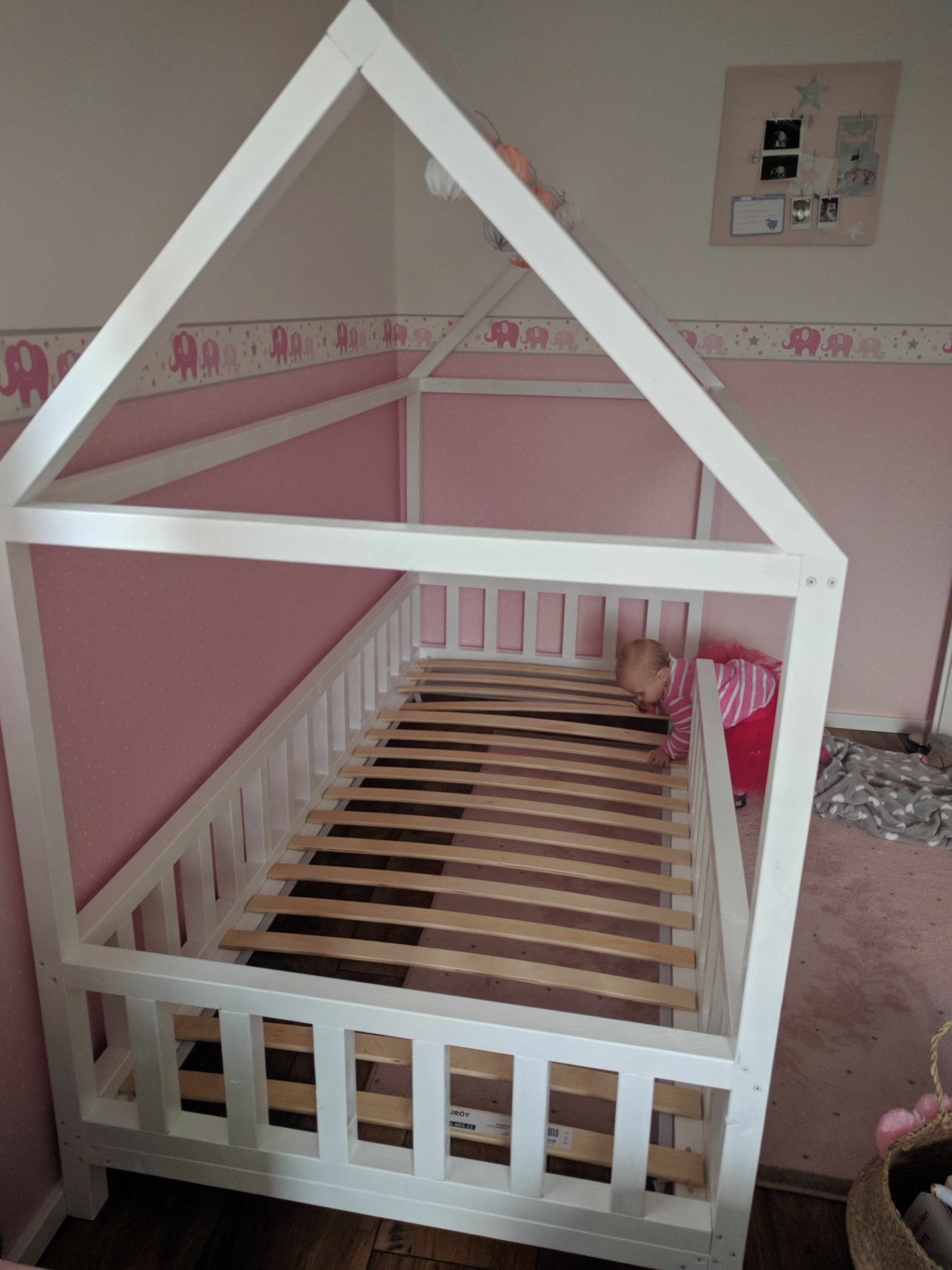 Diy Für Kinder
 DIY Hausbett für Kinder 6 – gabelschereblog