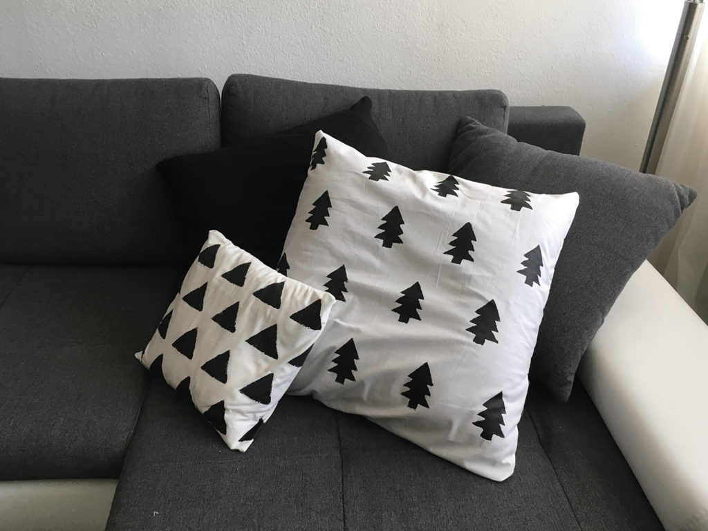 Diy Kissen
 Winter DIY Kissen mit Tannenbaumprint nähen und bedrucken