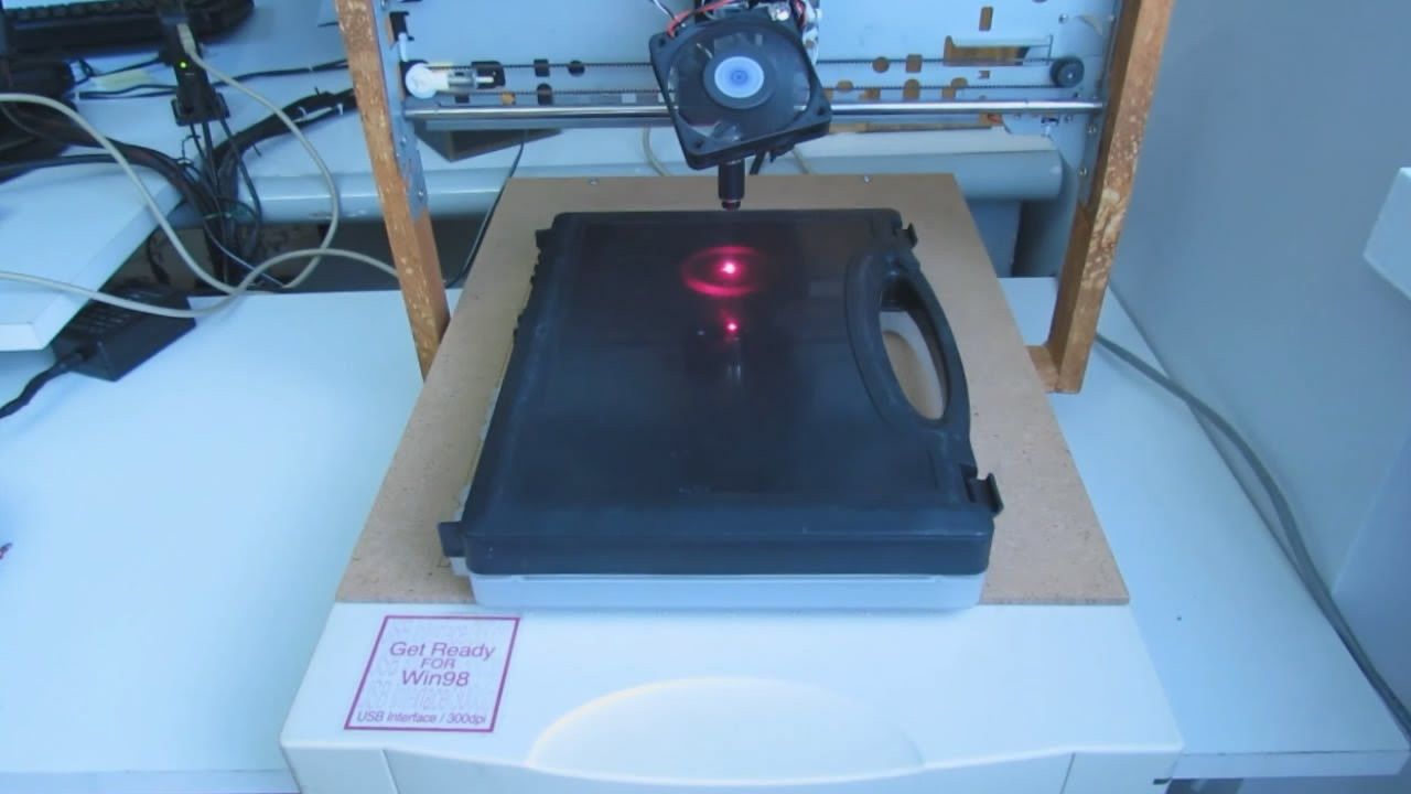 Diy Laser Engraver
 A DIY A4 Laser Engraver using ATmega328 Electronics Lab