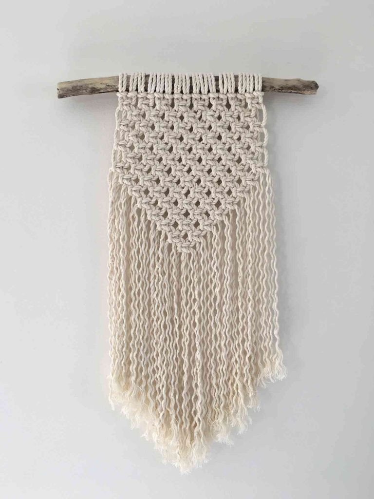 Diy Makramee
 How to DIY a Macrame Wall Hanging – realestate