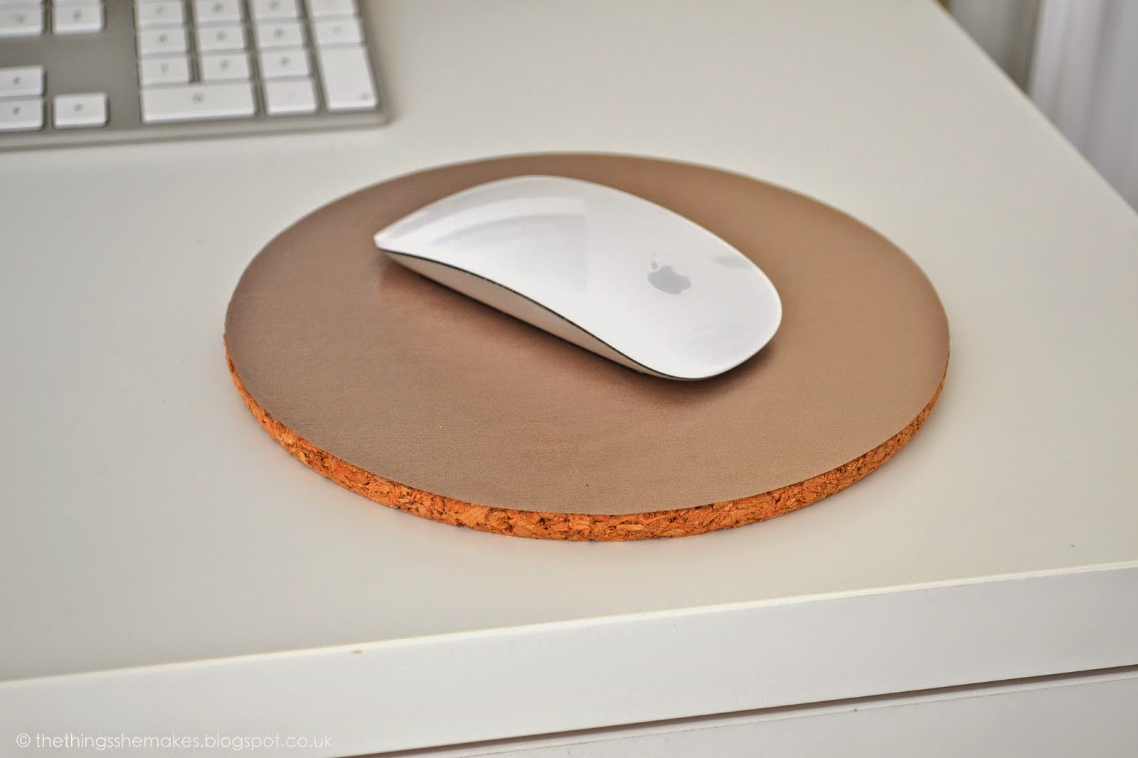 Diy Mousepad
 8 Ways to Craft Your Own Mousepad from Different Materials