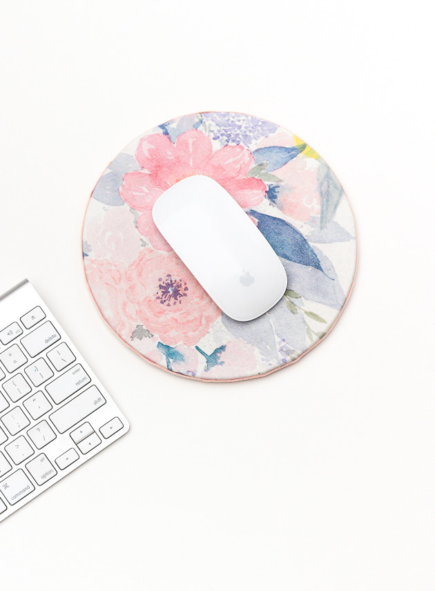 Diy Mousepad
 DIY Floral Mouse Pad for Spring The Crafted Life