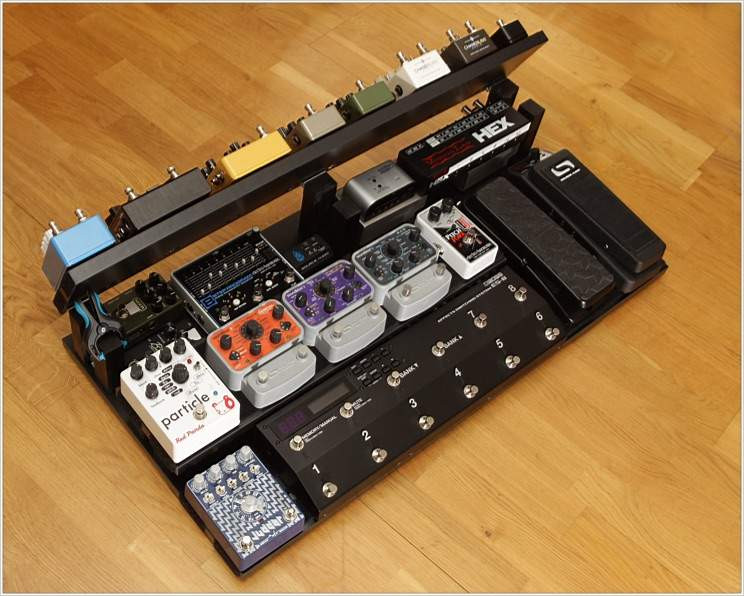 Diy Pedalboard
 New big DIY pedalboard [Update Nerdy diagrams