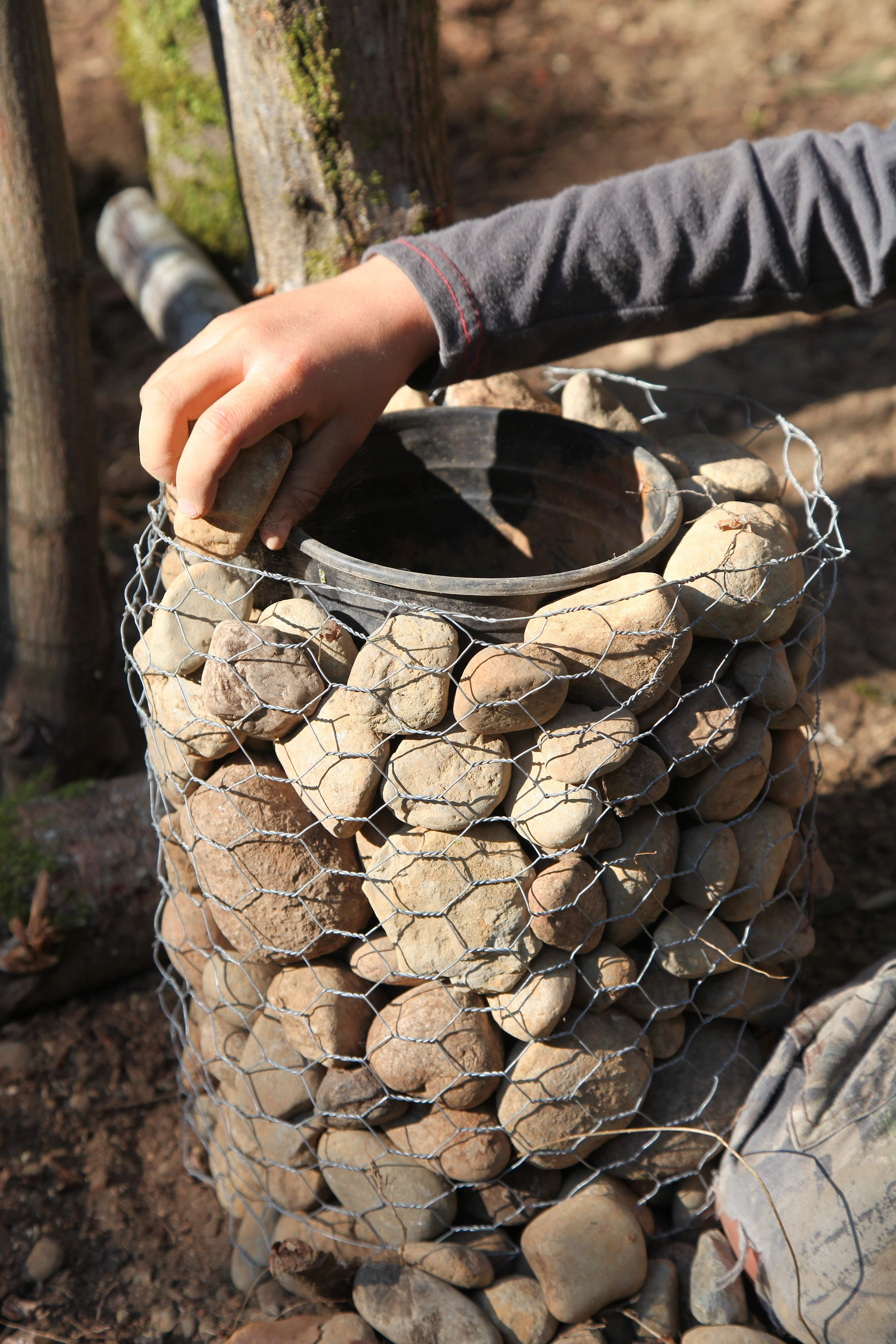 Diy Rock
 DIY Stone Pillars & Planters