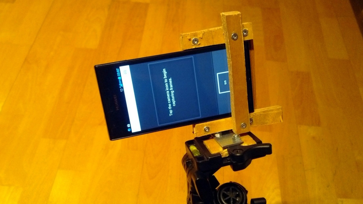 Diy Smartphone
 Makeshift smartphone holder for tripod DIY Projects