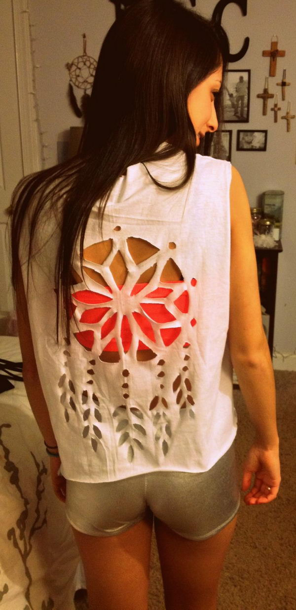 Diy T Shirt Cutting Ideas
 25 DIY T Shirt Cutting Ideas for Girls Hative
