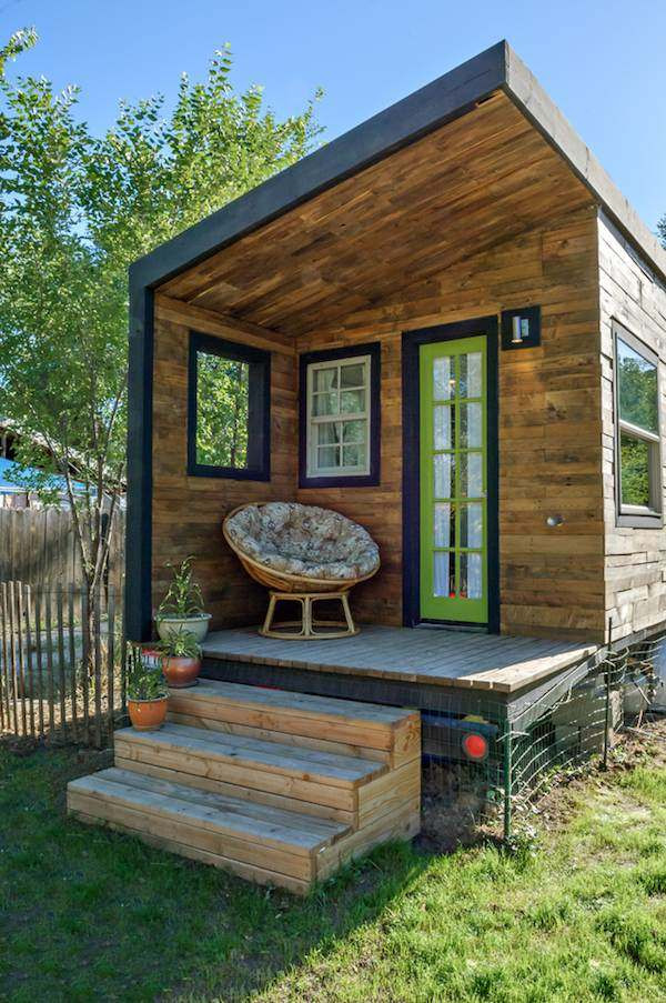 Diy Tiny House
 Woman Builds her own DIY 196 Sq Ft Micro Home for $11k