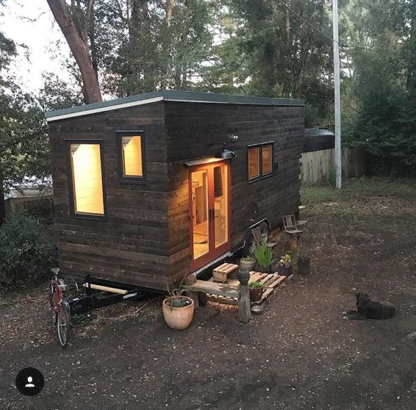 Diy Tiny House
 250 Sq Ft DIY Tiny House on Wheels