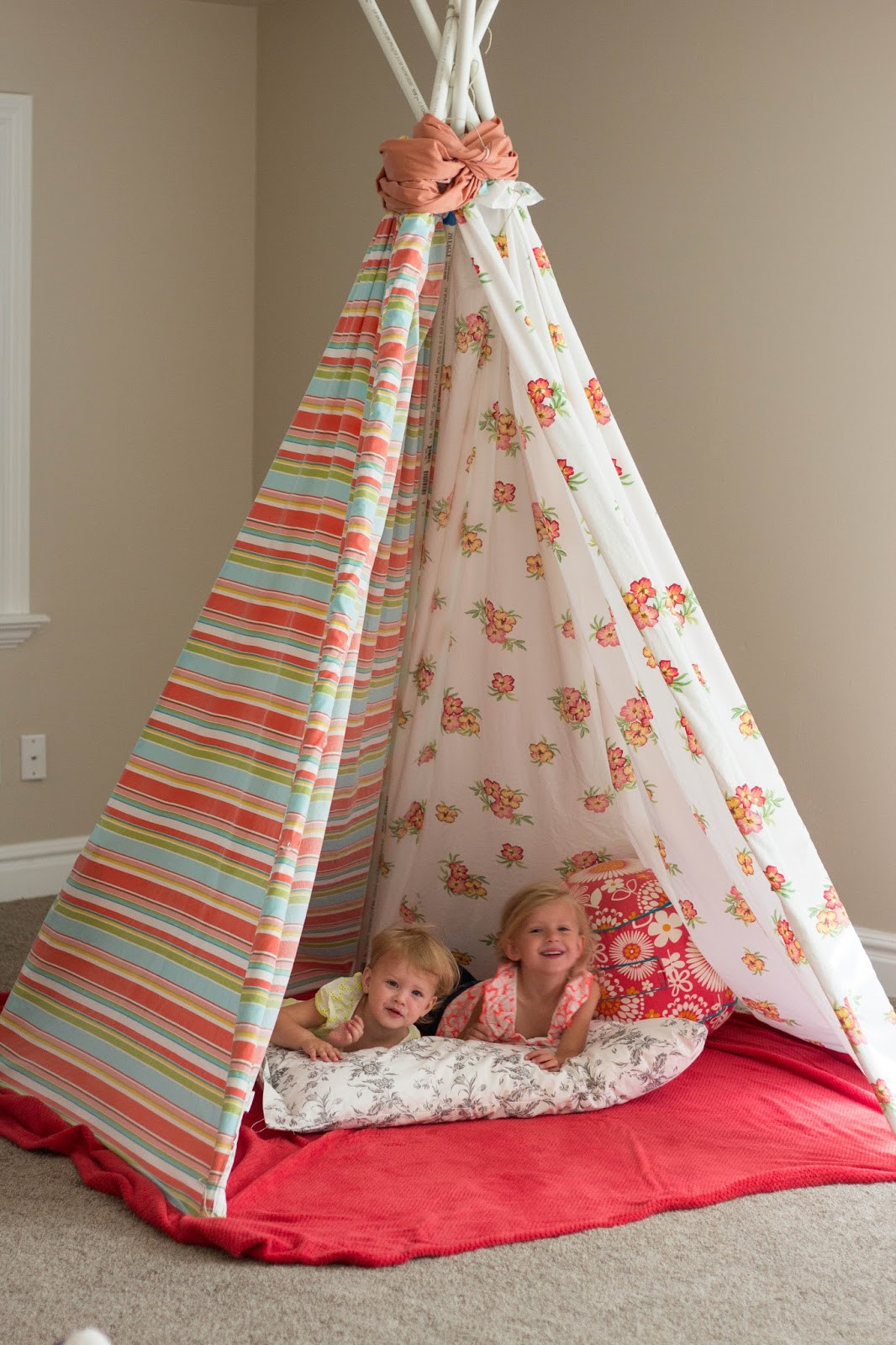 Diy Tipi
 do it yourself divas DIY Teepee