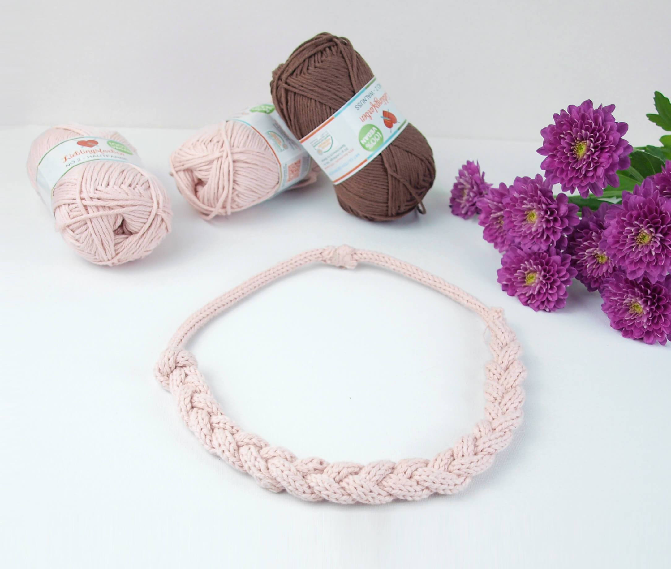 Diy Wolle
 Gestrickter Schmuck DIY Strickkette aus veganer Wolle