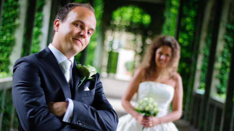 Doppelnamen Hochzeit
 Sollte eine Frau bei der Hochzeit den Namen ihres Mannes