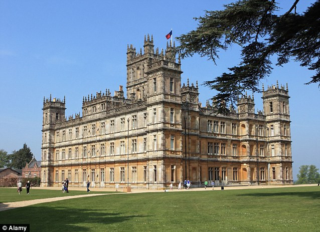 Downton Abbey Haus
 The real Downton Abbey Highclere s dramatic history