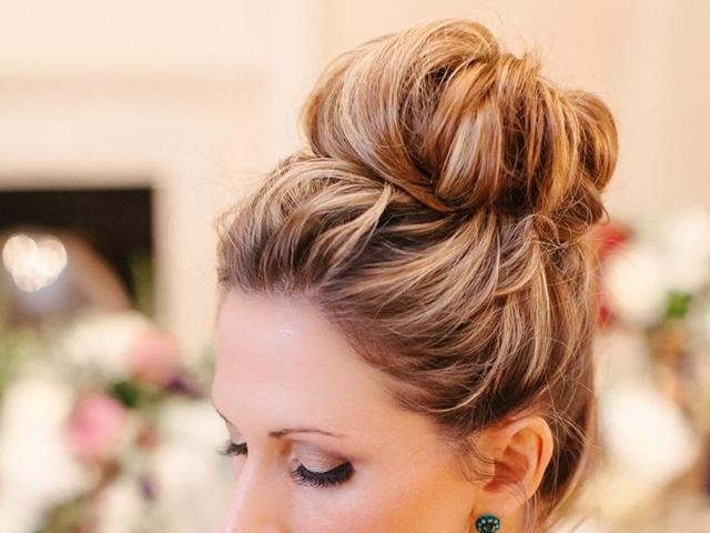 Easy Frisuren
 Easy Bun Frisuren für mittellanges Haar